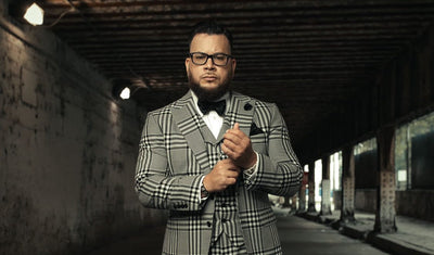 Custom Suits vs. Off-the-Rack: What’s Best Option for Toronto Professionals?