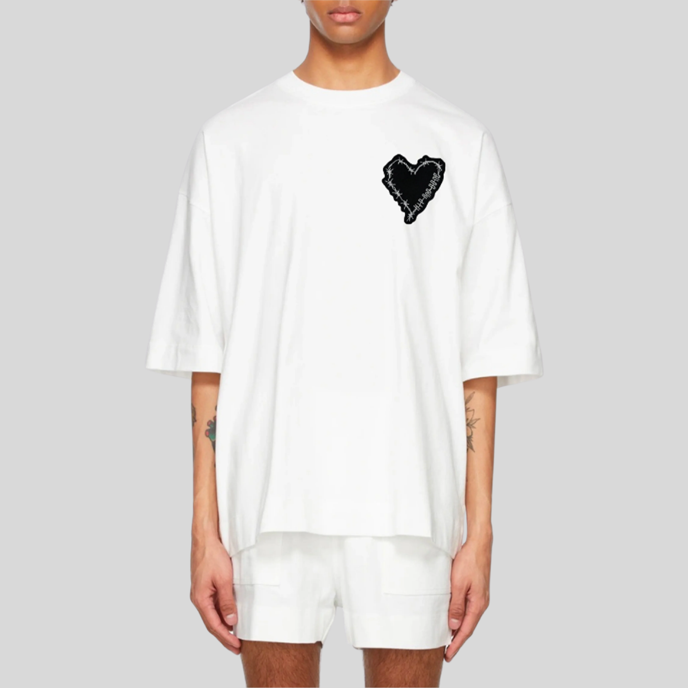 Barb Heart Patch T-Shirt - White