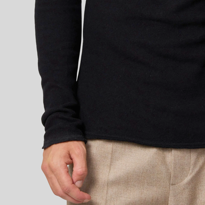 Soft Round Neck Sweatshirt - Black