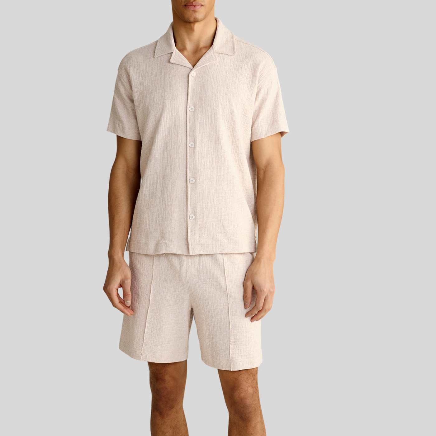 Gotstyle Fashion - Joop! Shorts Structured Shorts with Pintuck Details - Beige