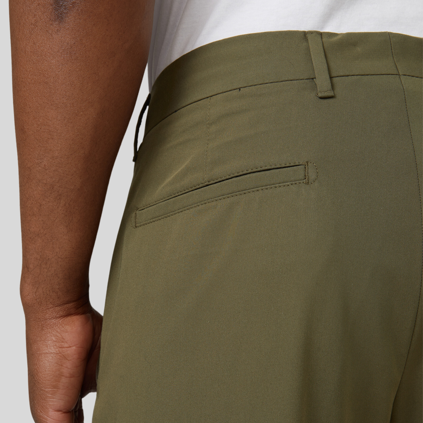 Front Pleated Cuffed Stretch Pants - Olive